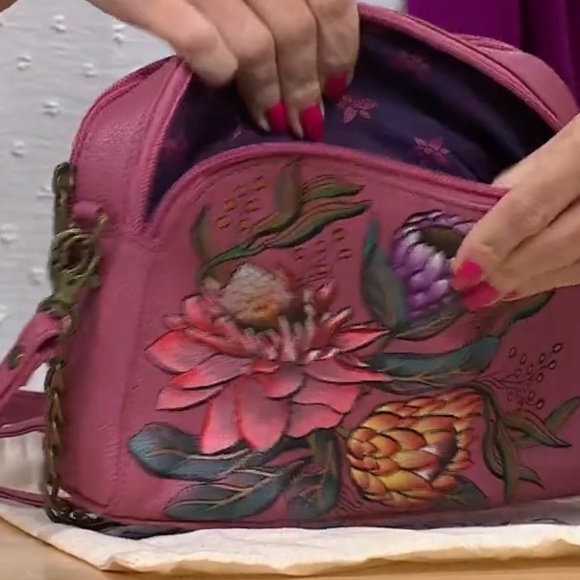 New Anuschka Hand-Painted Leather Crossbody Bag/Wristlet-Hawaiian Floral - Picture 6 of 7